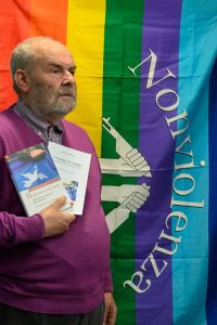 Addio ad Alberto Trevisan, tra i primi obiettori di coscienza. La moglie: «Donati gli organi»